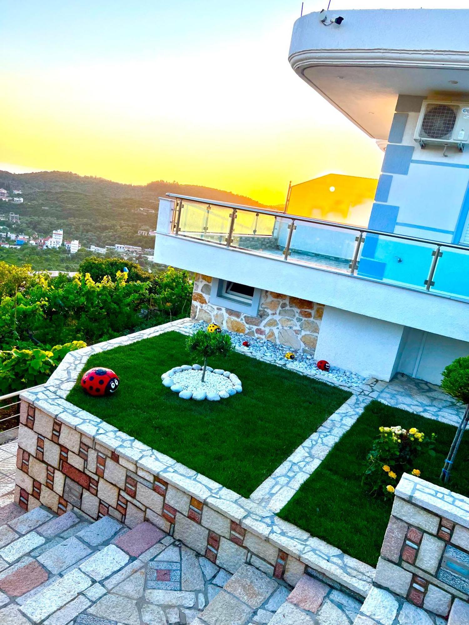Mistral Inn Himarë Exterior foto
